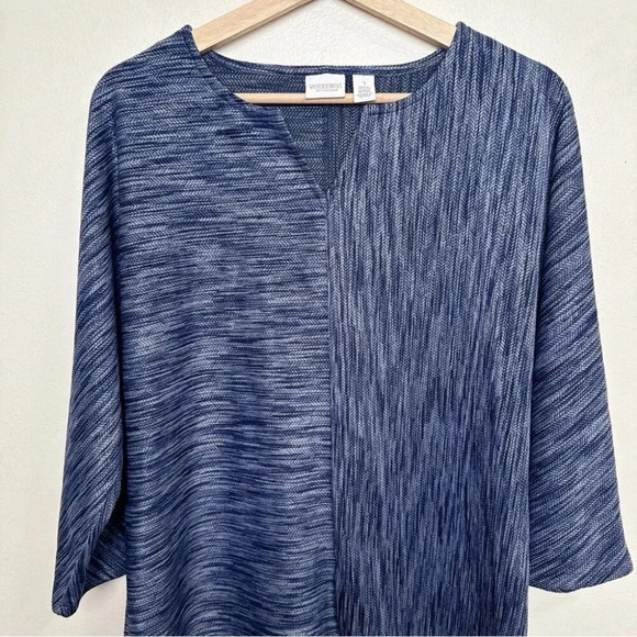 Weekends By Chico's Womens Size Medium Nocturne Navy Vneck 3/4 Sleeve Tunic - Picture 2 of 10